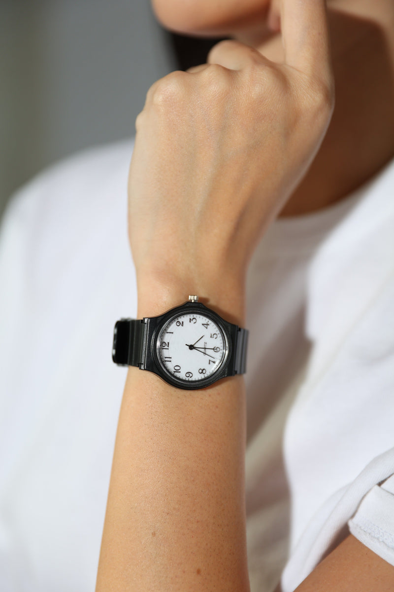 Relógio Verena - Feminino (Preto)